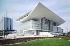 上海大劇院-空調風冷變頻系統(tǒng)